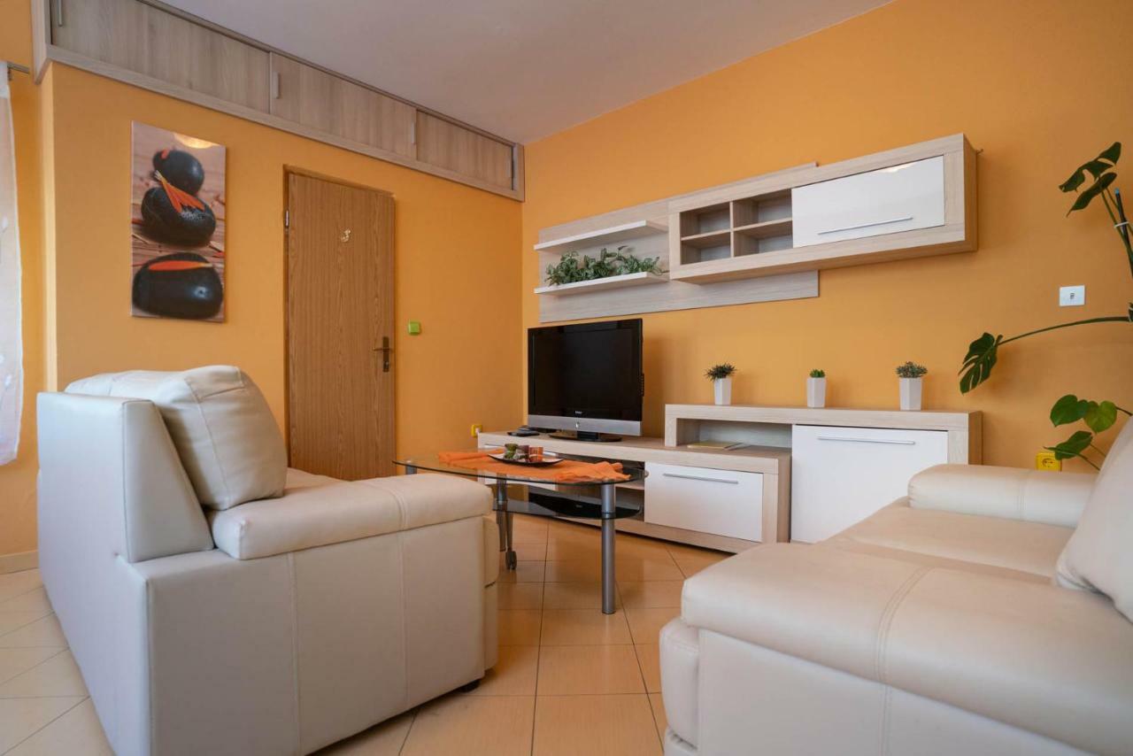 Apartment Limun Ližnjan Exterior foto